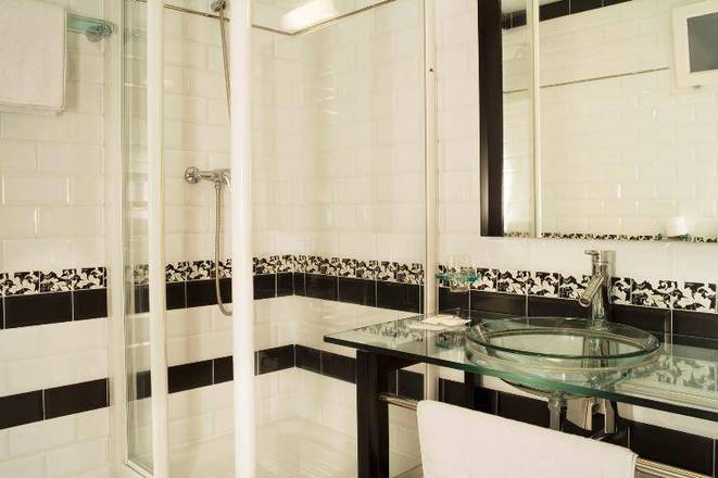 Hôtel Tour Eiffel, Paris