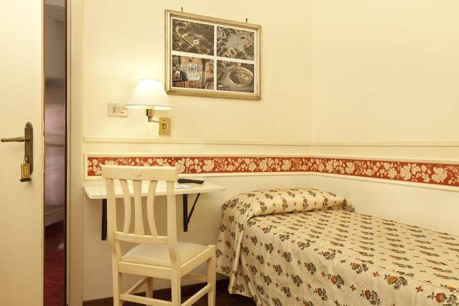 Hotel Italia, Rome